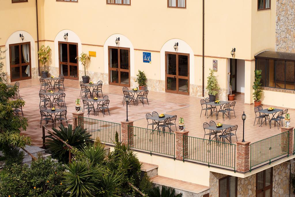 Agriturismo Villa Orchidea Alì Terme Exterior photo